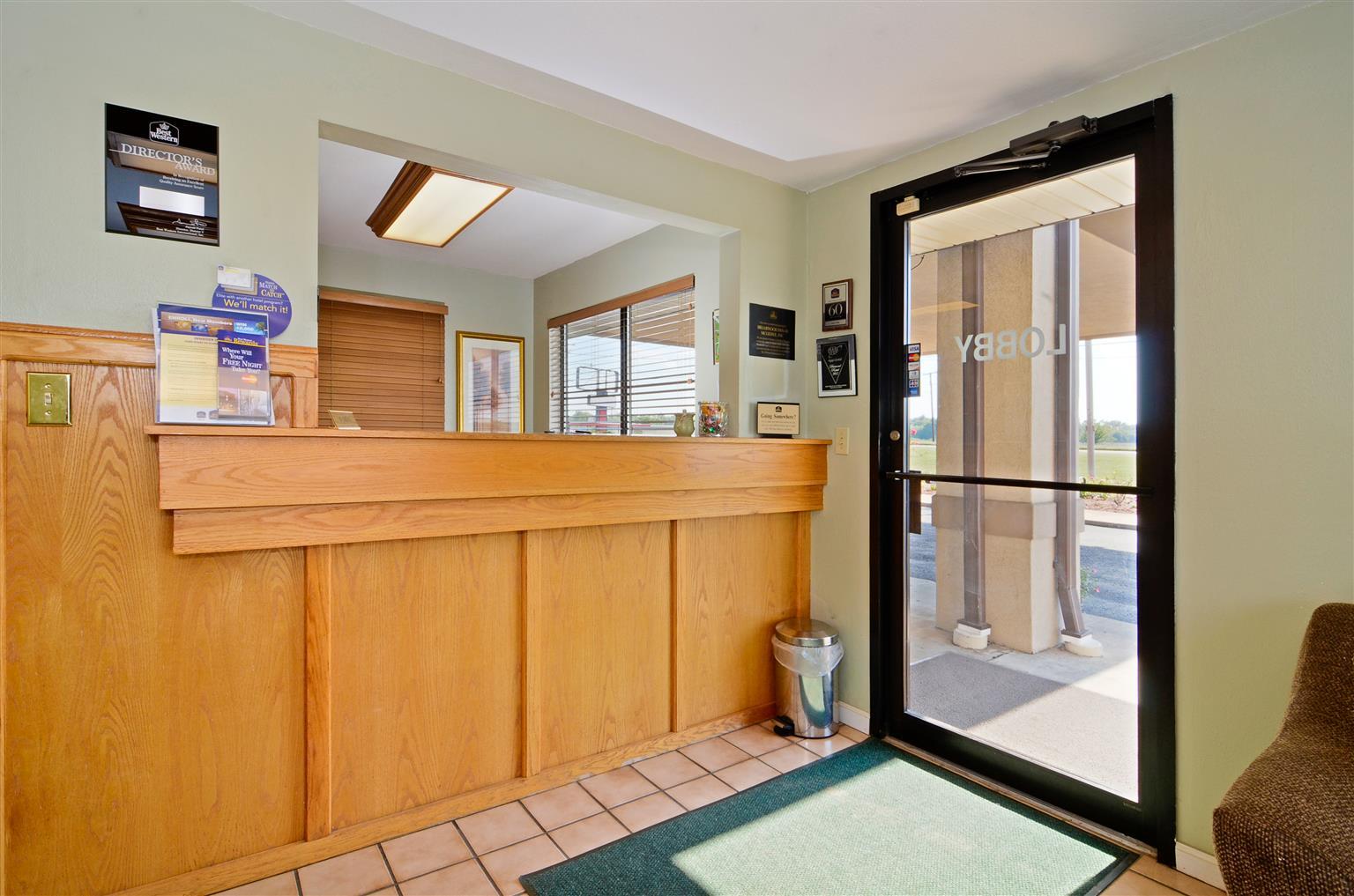 Super 8 By Wyndham Mcgehee Hotel Interior photo